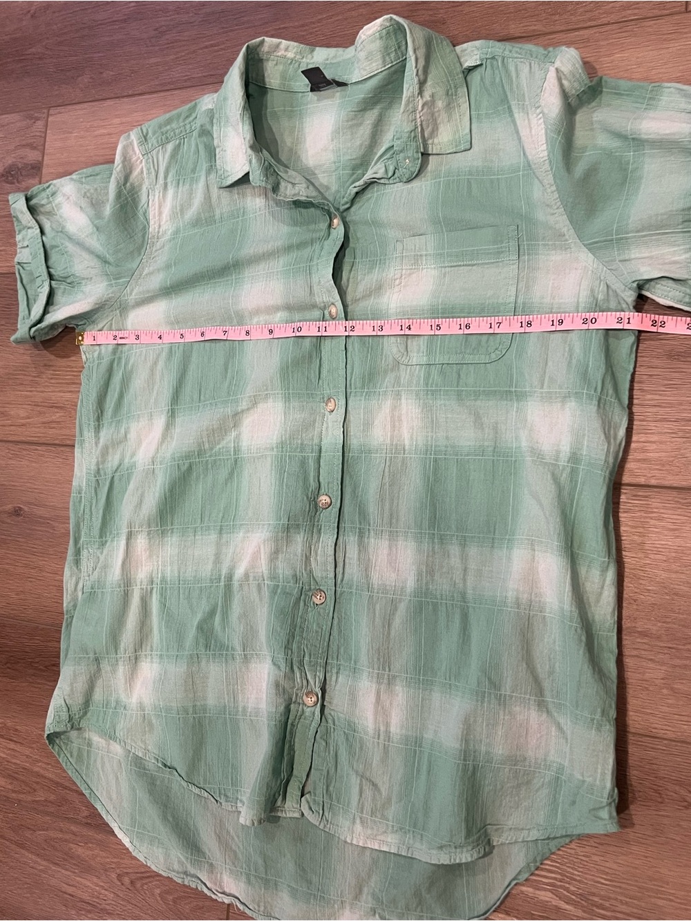 Eddie Bauer Mint & White Plaid Short-Sleeve Button-Down Camp Shirt Lightweight - Picture 4 of 7